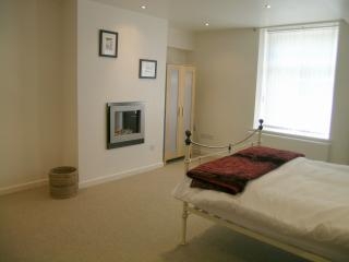 1 bedroom Let in Todmorden - 4.