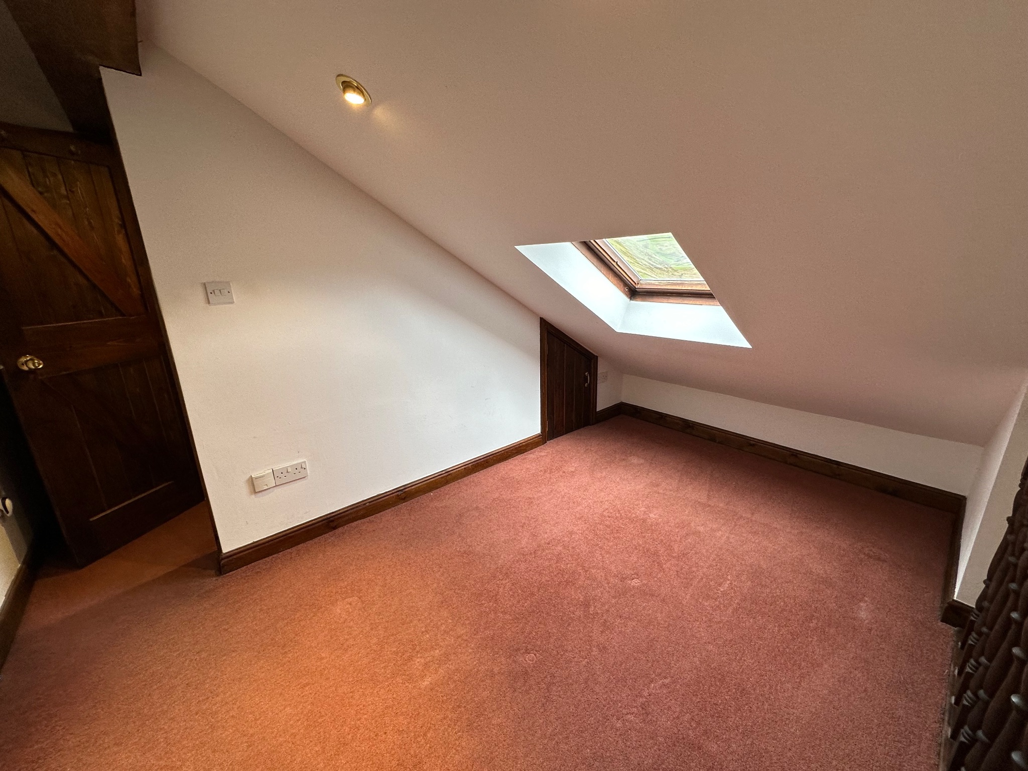 1 bedroom barn conversion house Let Agreed in Hebden Bridge - Photograph 10.