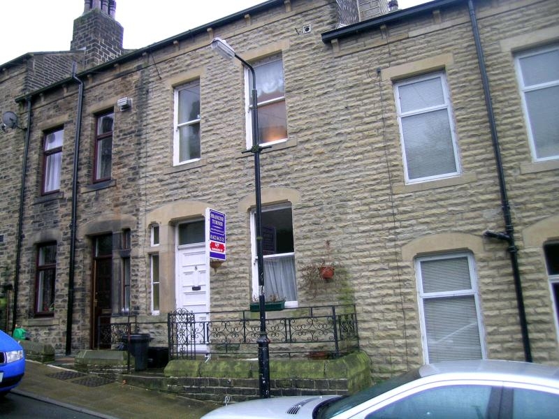 3 bedroom mid terraced house Let in Hebden Bridge - 0.