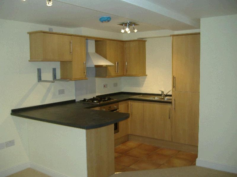 2 bedroom Let in Sowerby Bridge - 0.