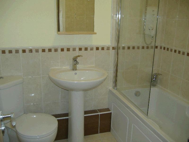 2 bedroom Let in Sowerby Bridge - 0.