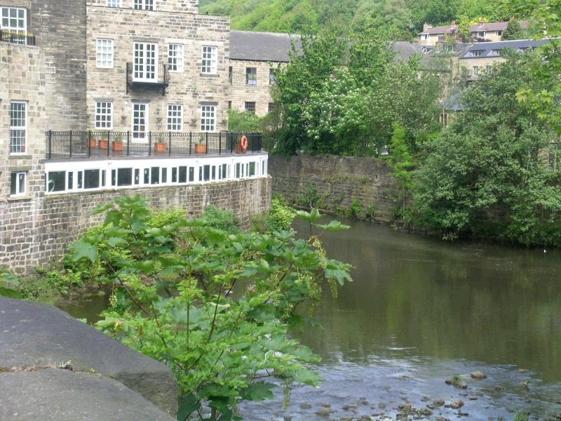 2 bedroom Let in Hebden Bridge - 0.