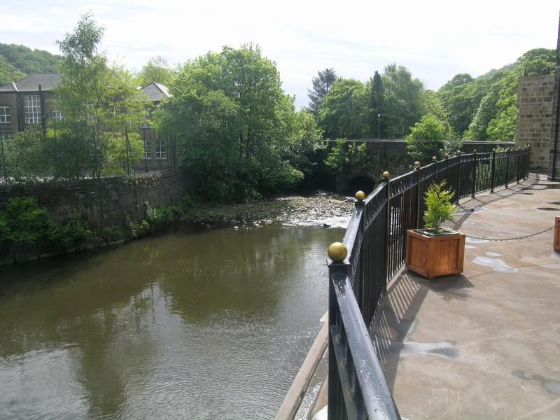 2 bedroom Let in Hebden Bridge - 0.