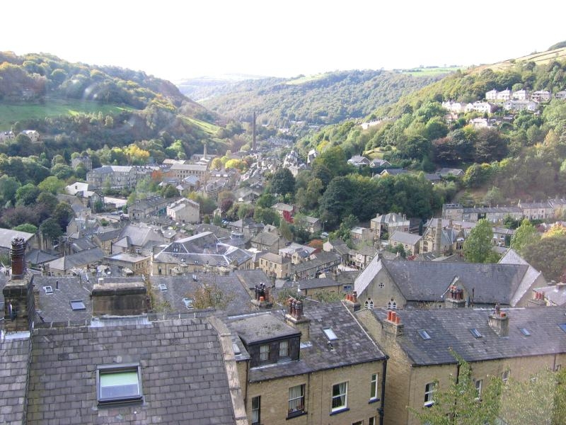 4 bedroom mid terraced house Let in Hebden Bridge - 0.