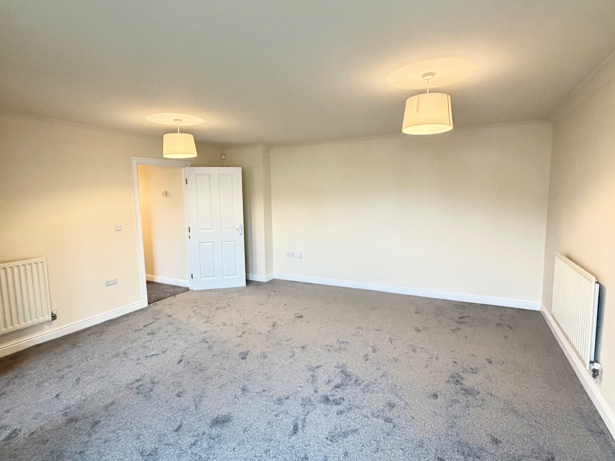 3 bedroom apartment flat/apartment To Let in Mytholmroyd - Photograph 15.