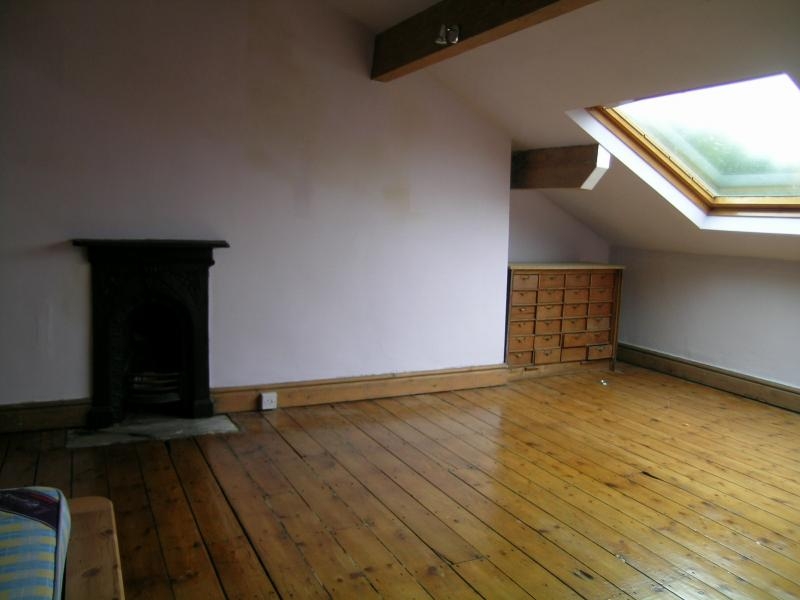 3 bedroom mid terraced house Let in Hebden Bridge - 6.