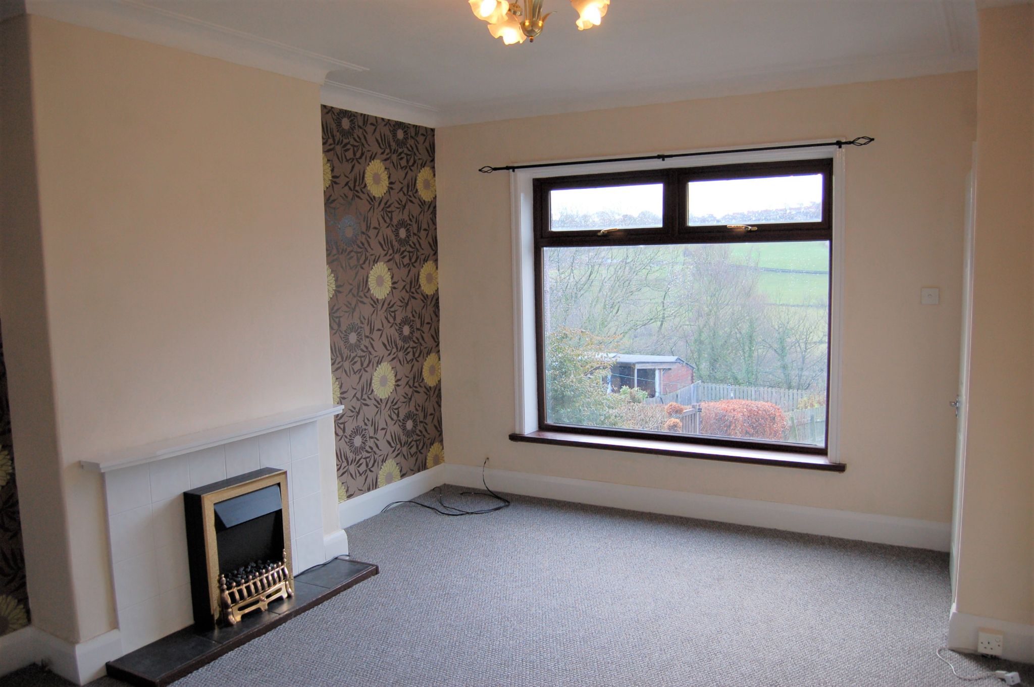 2 bedroom mid terraced house Let Agreed in Luddendenfoot - Photograph 2.
