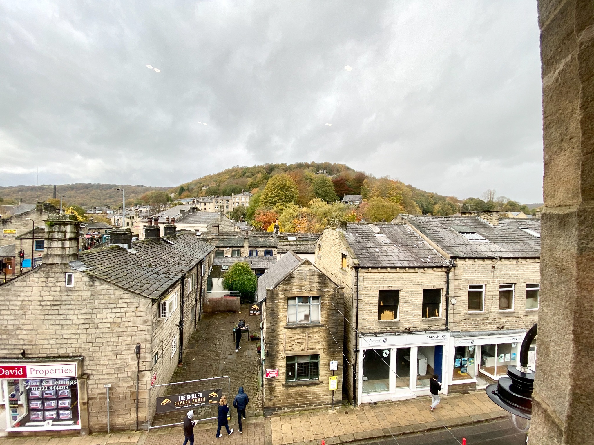 2 bedroom apartment flat/apartment To Let in Hebden Bridge - Photograph 9.