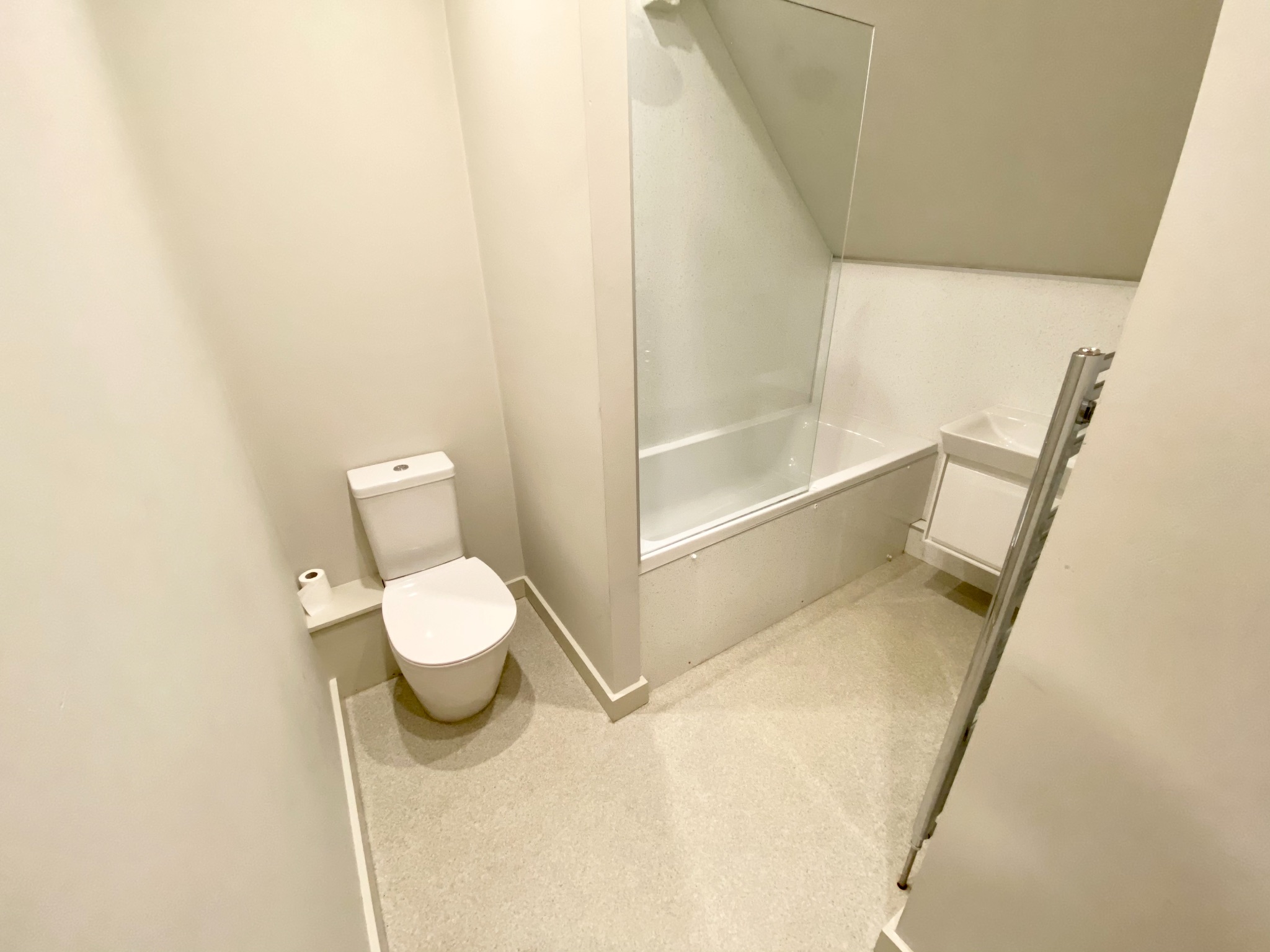2 bedroom apartment flat/apartment To Let in Hebden Bridge - Photograph 16.