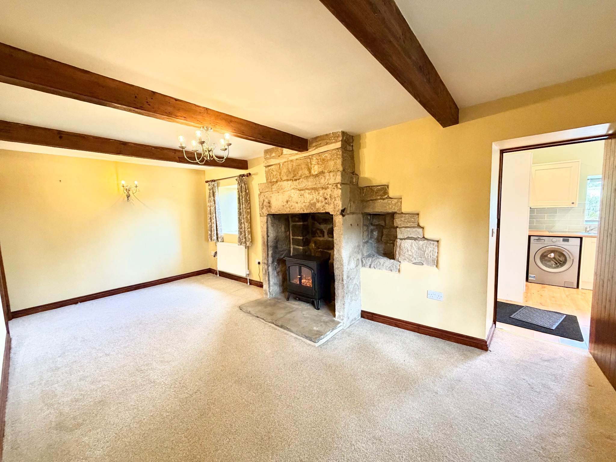 2 bedroom cottage house To Let in Todmorden - Property photograph.