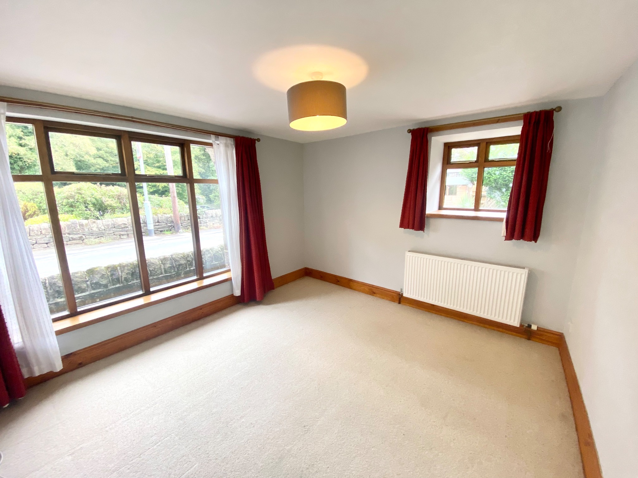 3 bedroom barn conversion house To Let in Mytholmroyd - Photograph 40.