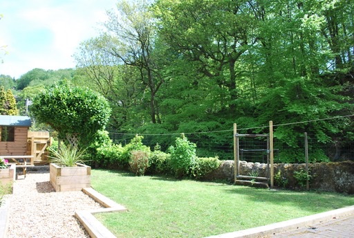 3 bedroom barn conversion house To Let in Mytholmroyd - Photograph 37.