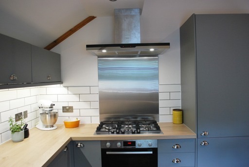 3 bedroom barn conversion house To Let in Mytholmroyd - Photograph 4.