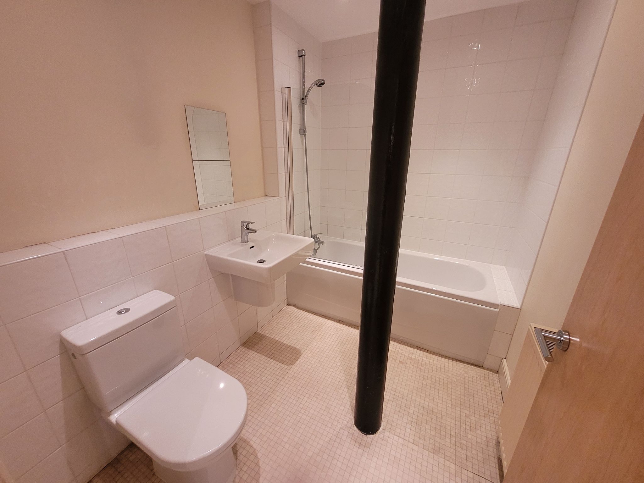 2 bedroom apartment flat/apartment For Sale in Sowerby Bridge - Photograph 5.