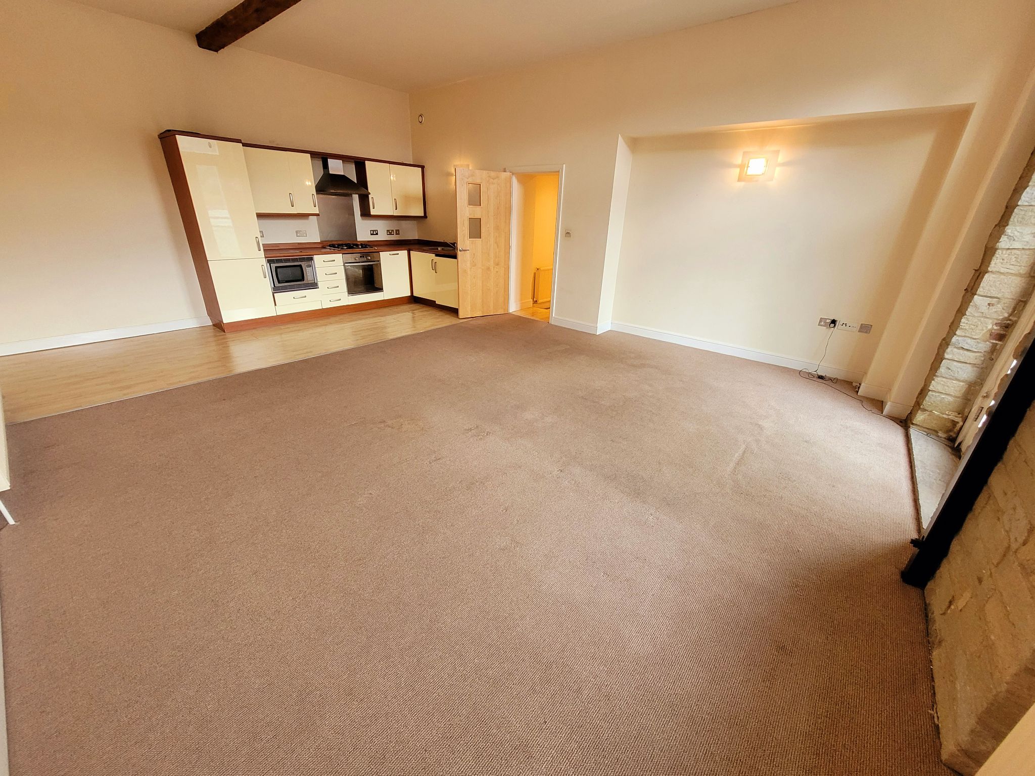 2 bedroom apartment flat/apartment For Sale in Sowerby Bridge - Property photograph.