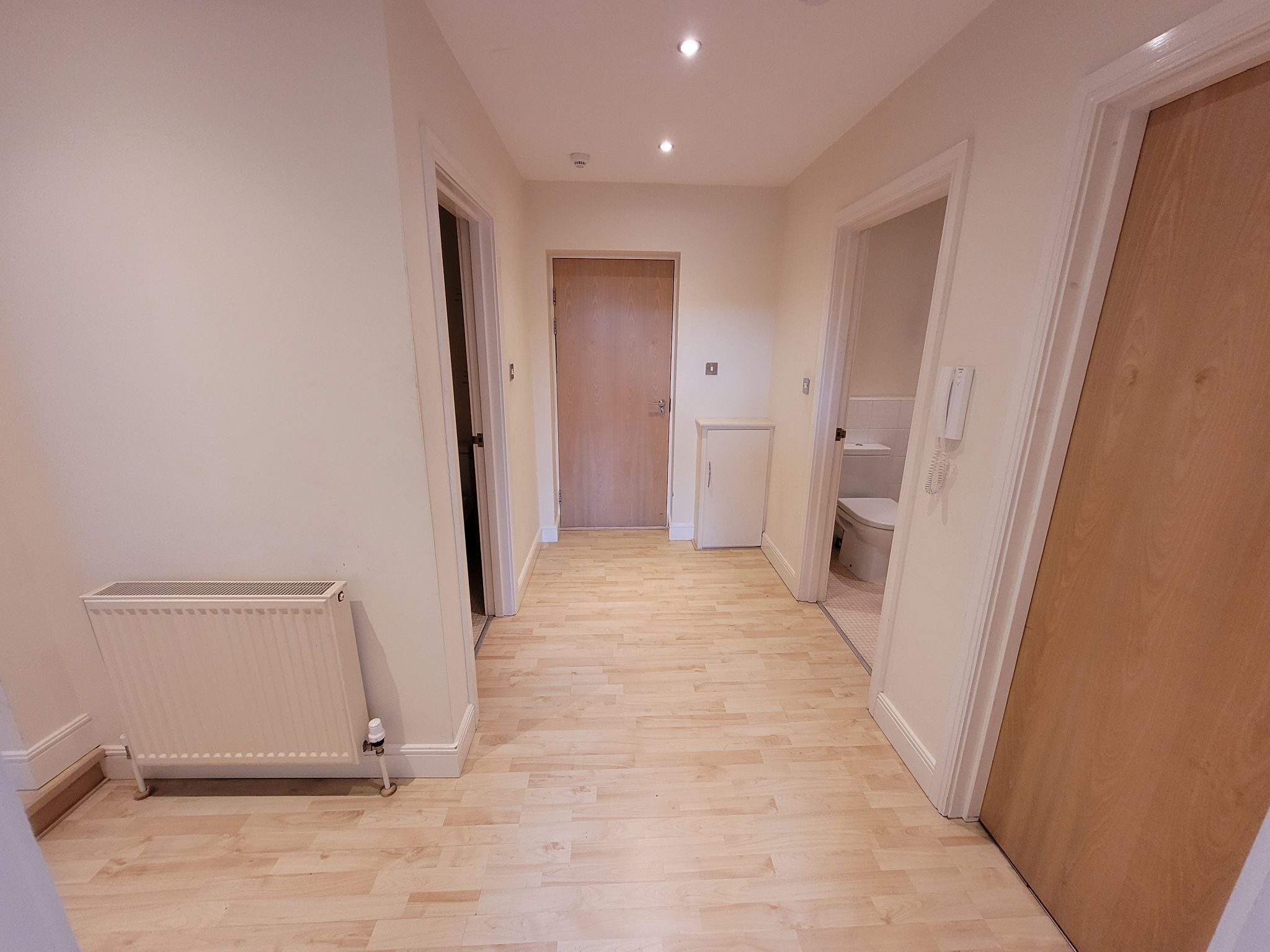 2 bedroom apartment flat/apartment For Sale in Sowerby Bridge - Photograph 8.