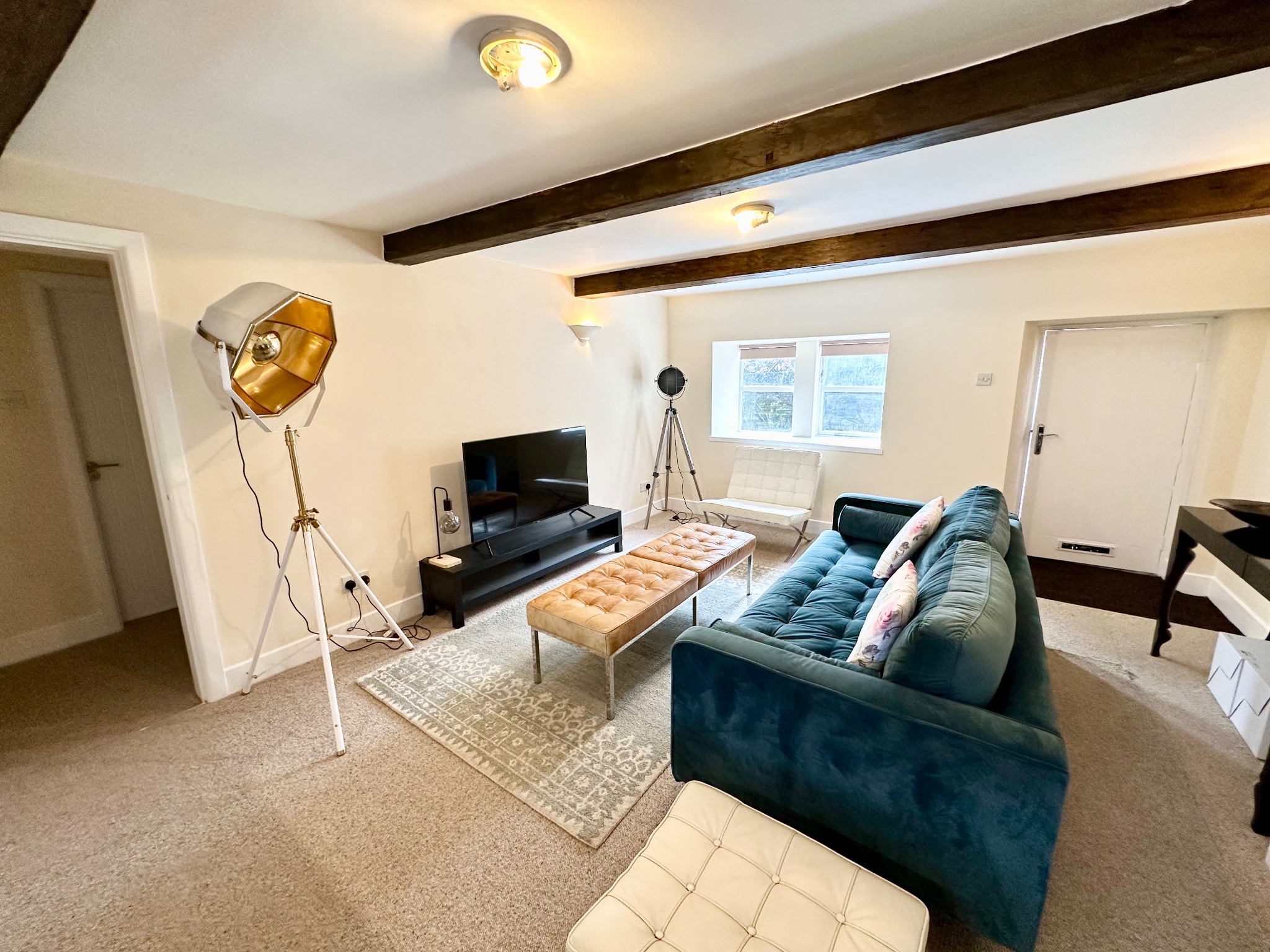 2 bedroom ground floor flat/apartment To Let in Hebden Bridge - Property photograph.