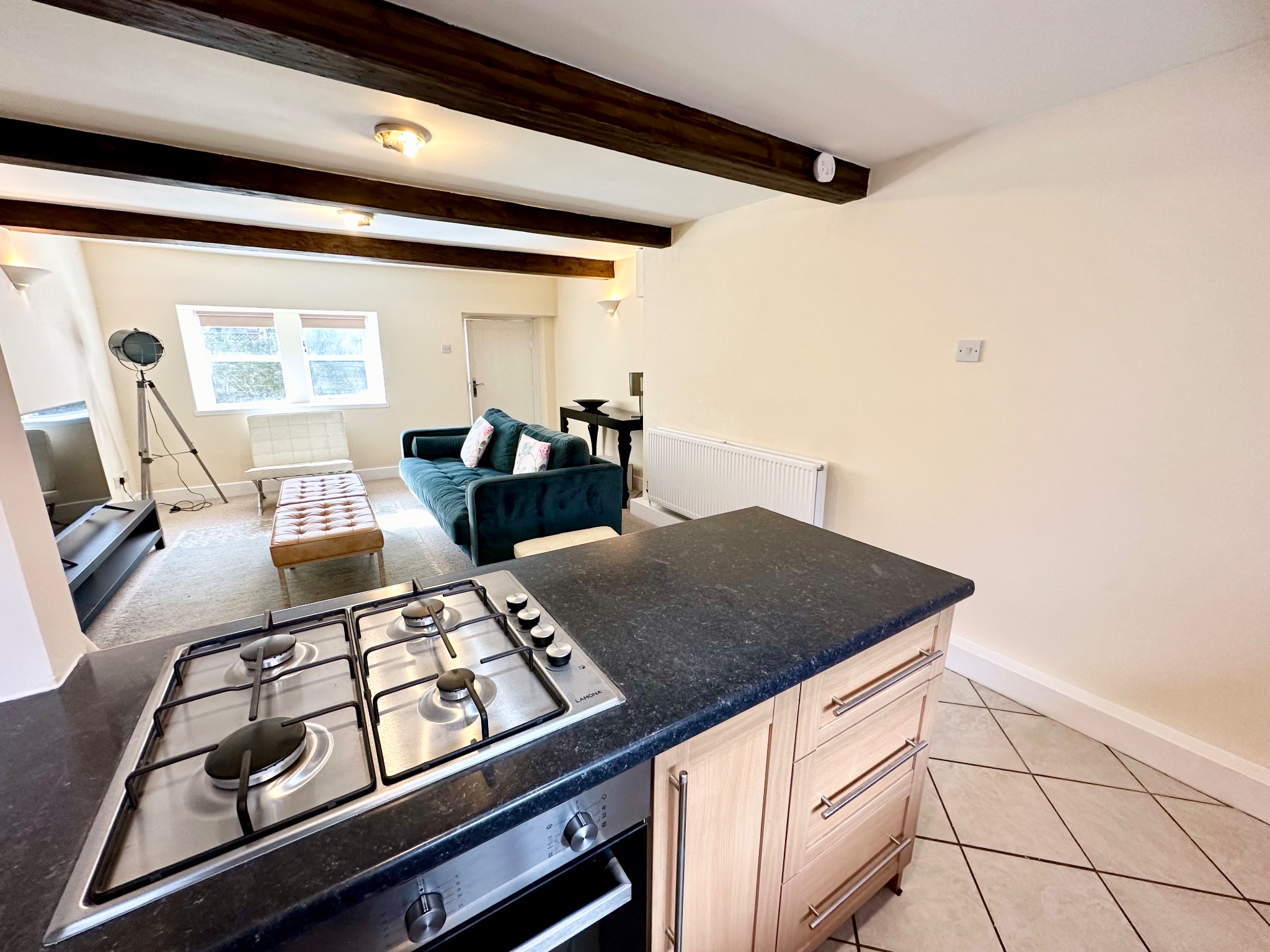 2 bedroom ground floor flat/apartment To Let in Hebden Bridge - Photograph 9.