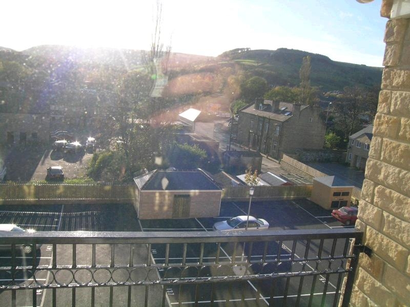2 bedroom Let in Hebden Bridge - 0.
