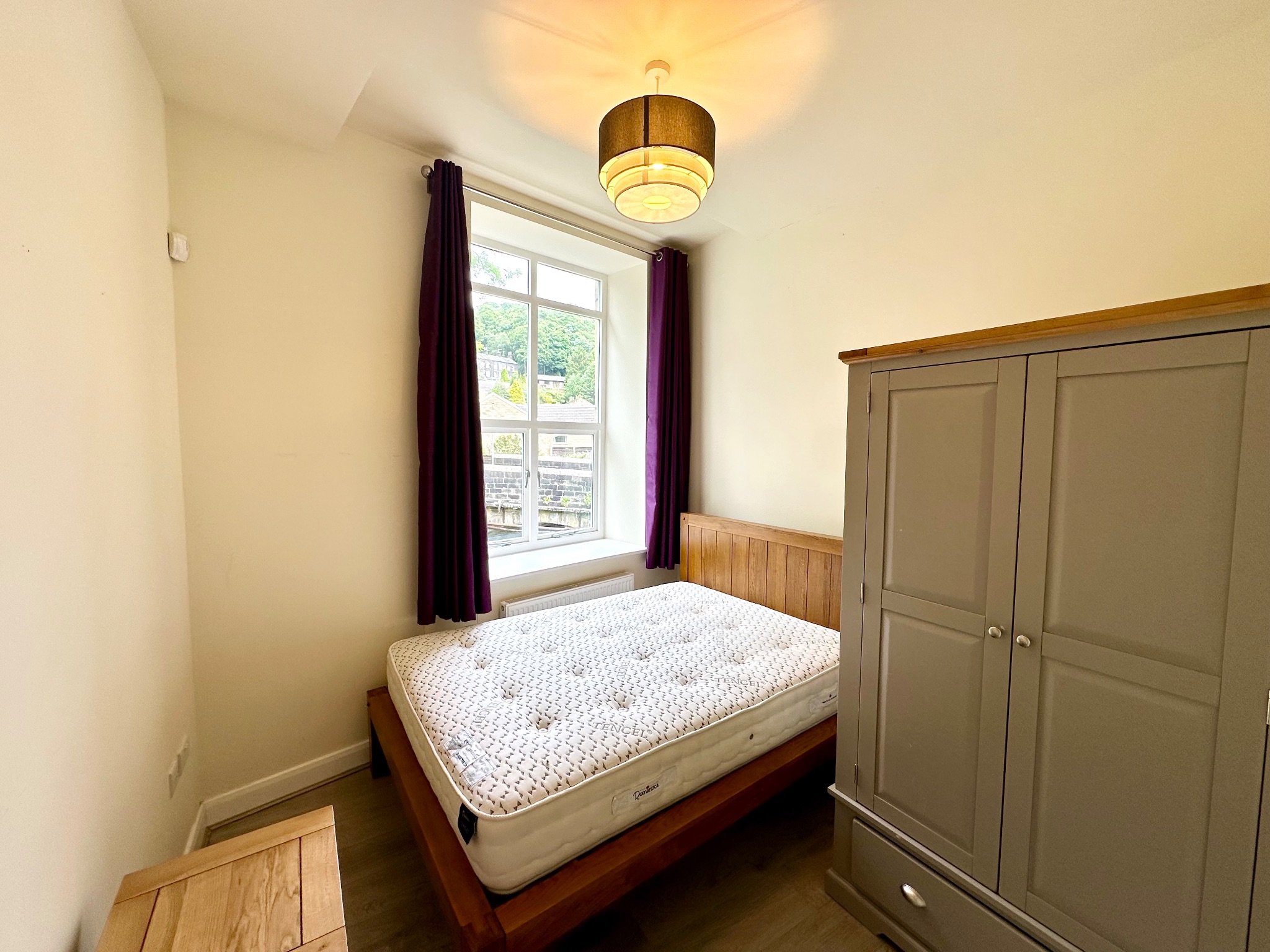 1 bedroom apartment flat/apartment To Let in Todmorden - Photograph 9.