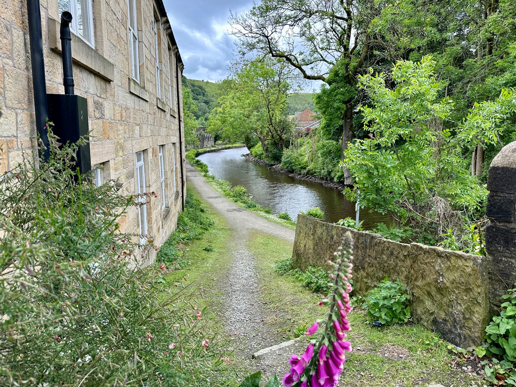 1 bedroom apartment flat/apartment To Let in Todmorden - Photograph 14.