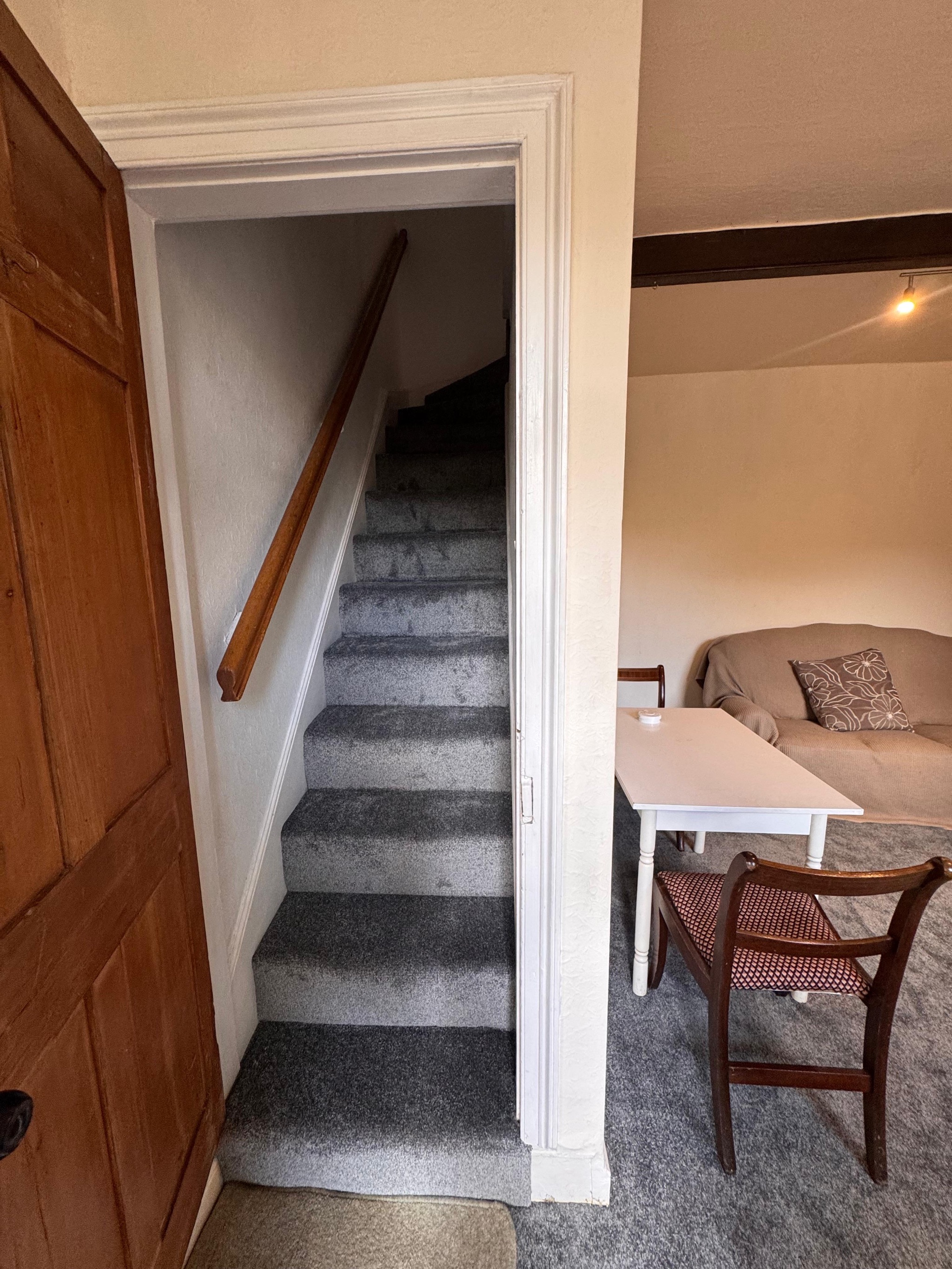 1 bedroom end terraced house To Let in Halifax - Photograph 11.