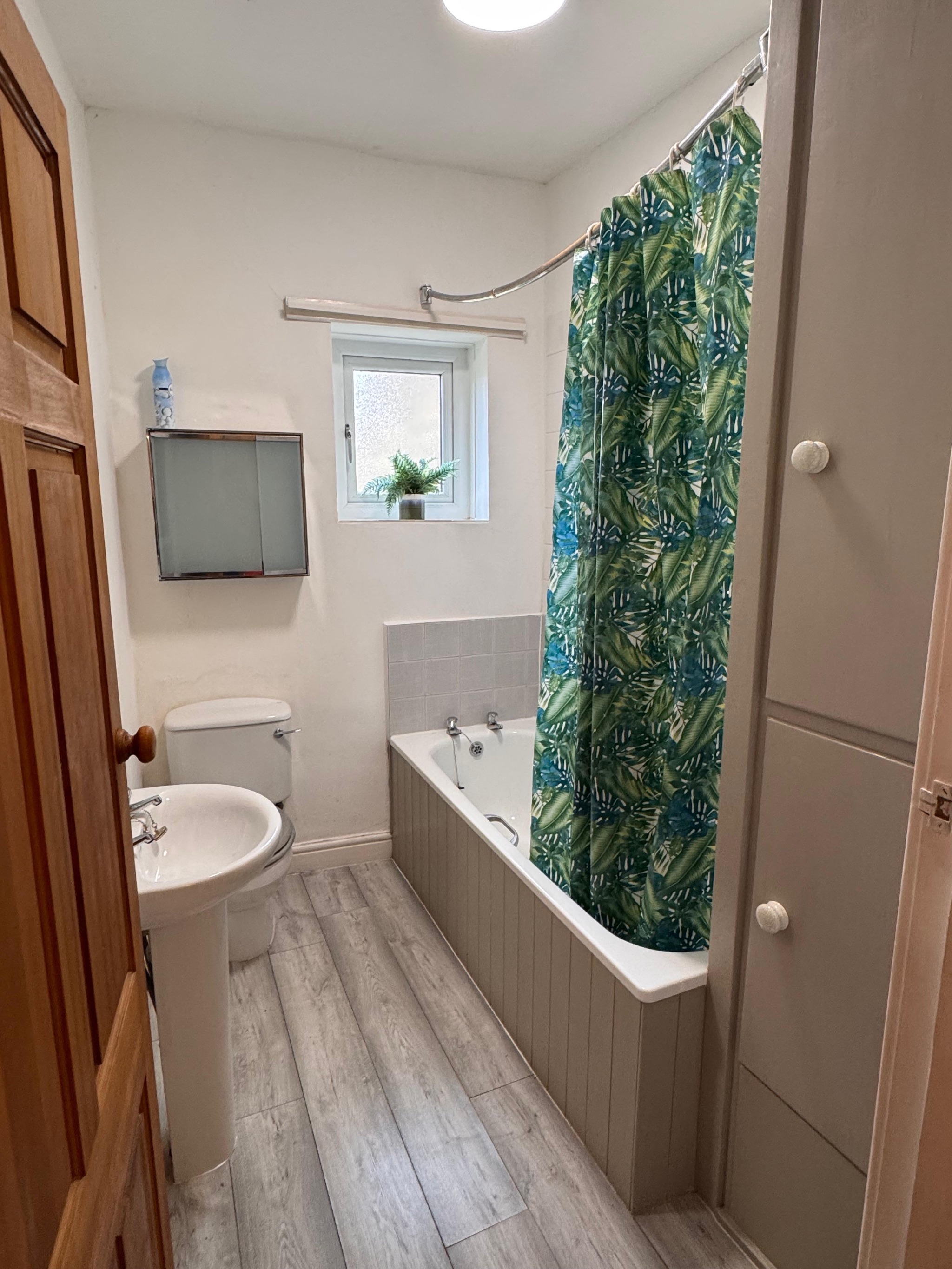 1 bedroom end terraced house To Let in Halifax - Photograph 17.