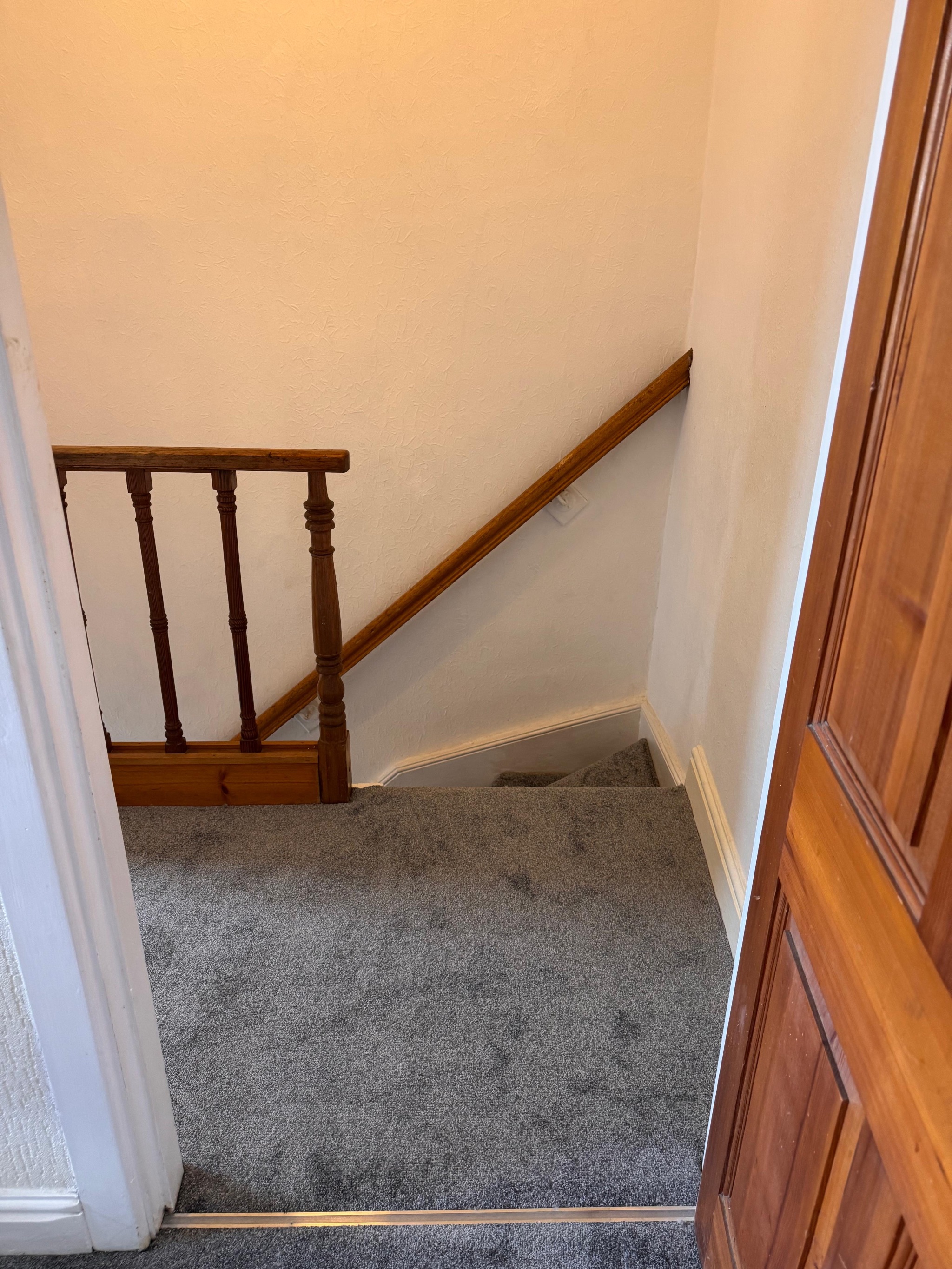 1 bedroom end terraced house To Let in Halifax - Photograph 13.