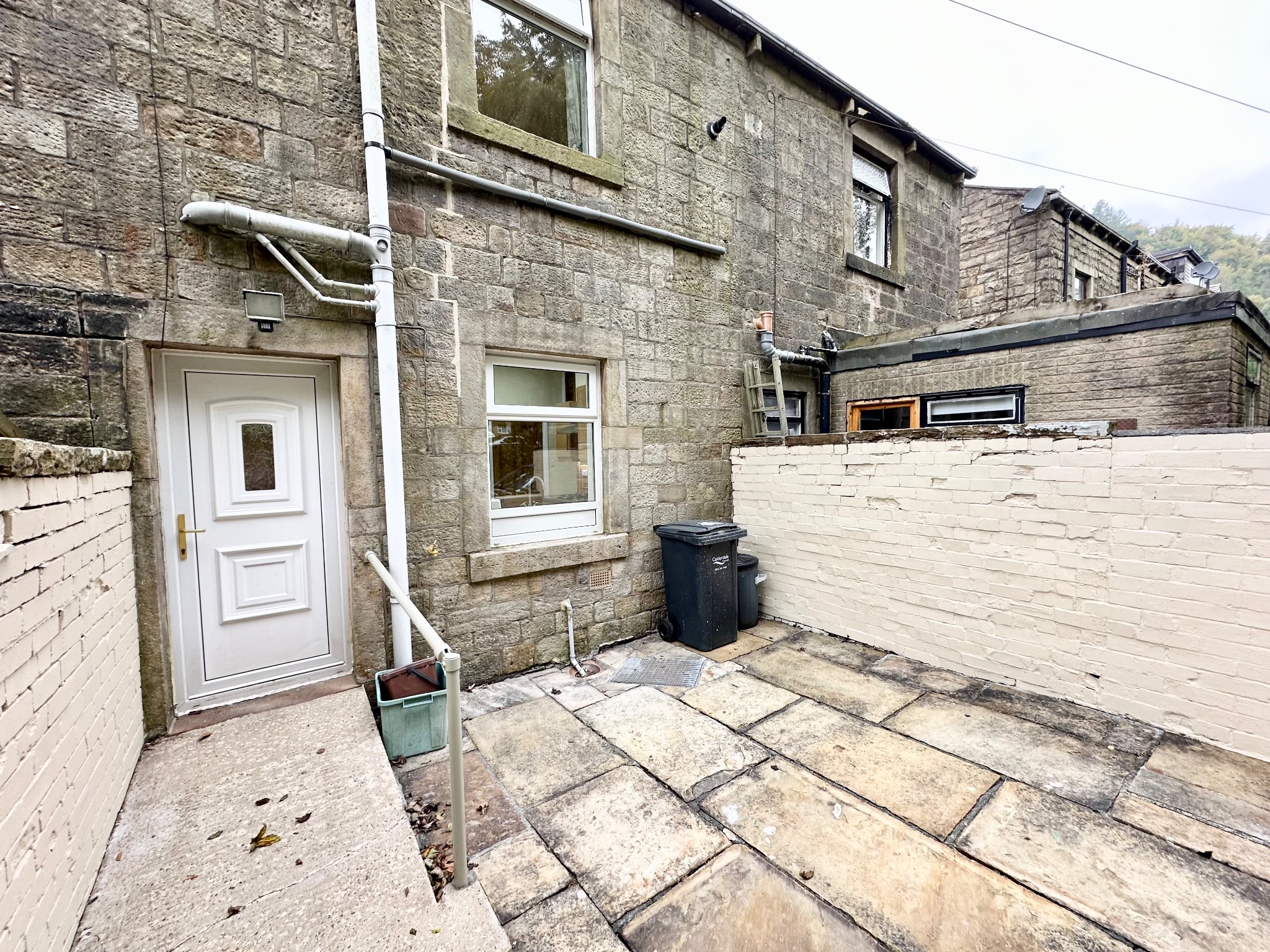 2 bedroom mid terraced house Let Agreed in Todmorden - Photograph 21.