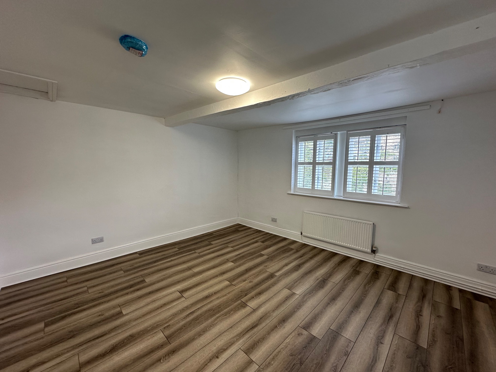2 bedroom apartment flat/apartment To Let in Halifax - Photograph 9.