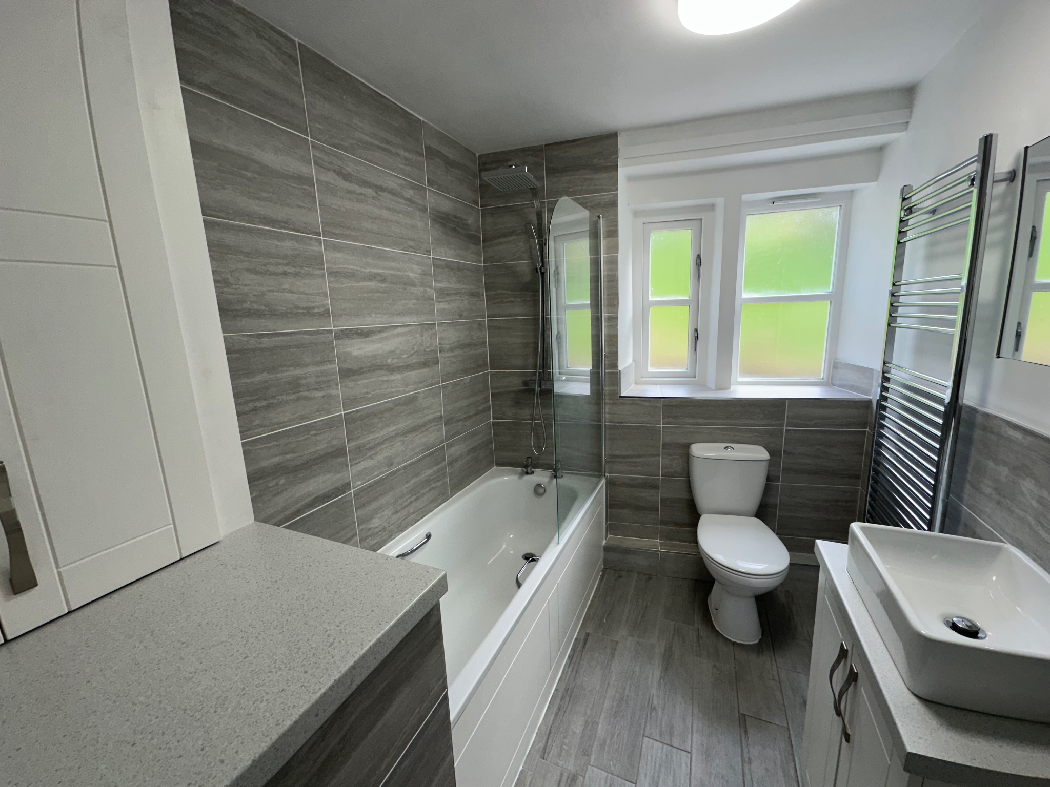 2 bedroom apartment flat/apartment To Let in Halifax - Photograph 11.