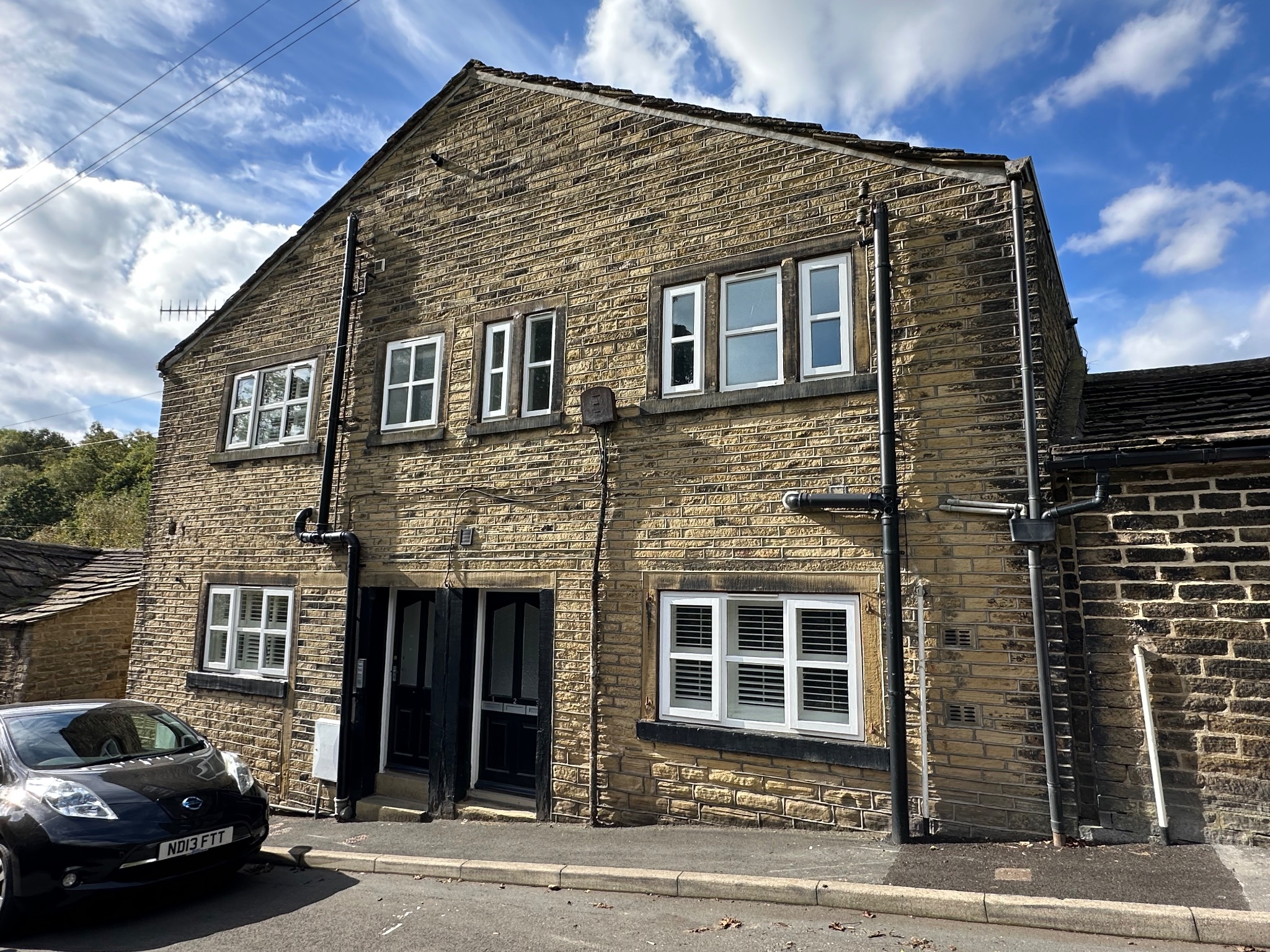 2 bedroom apartment flat/apartment To Let in Halifax - Property photograph.