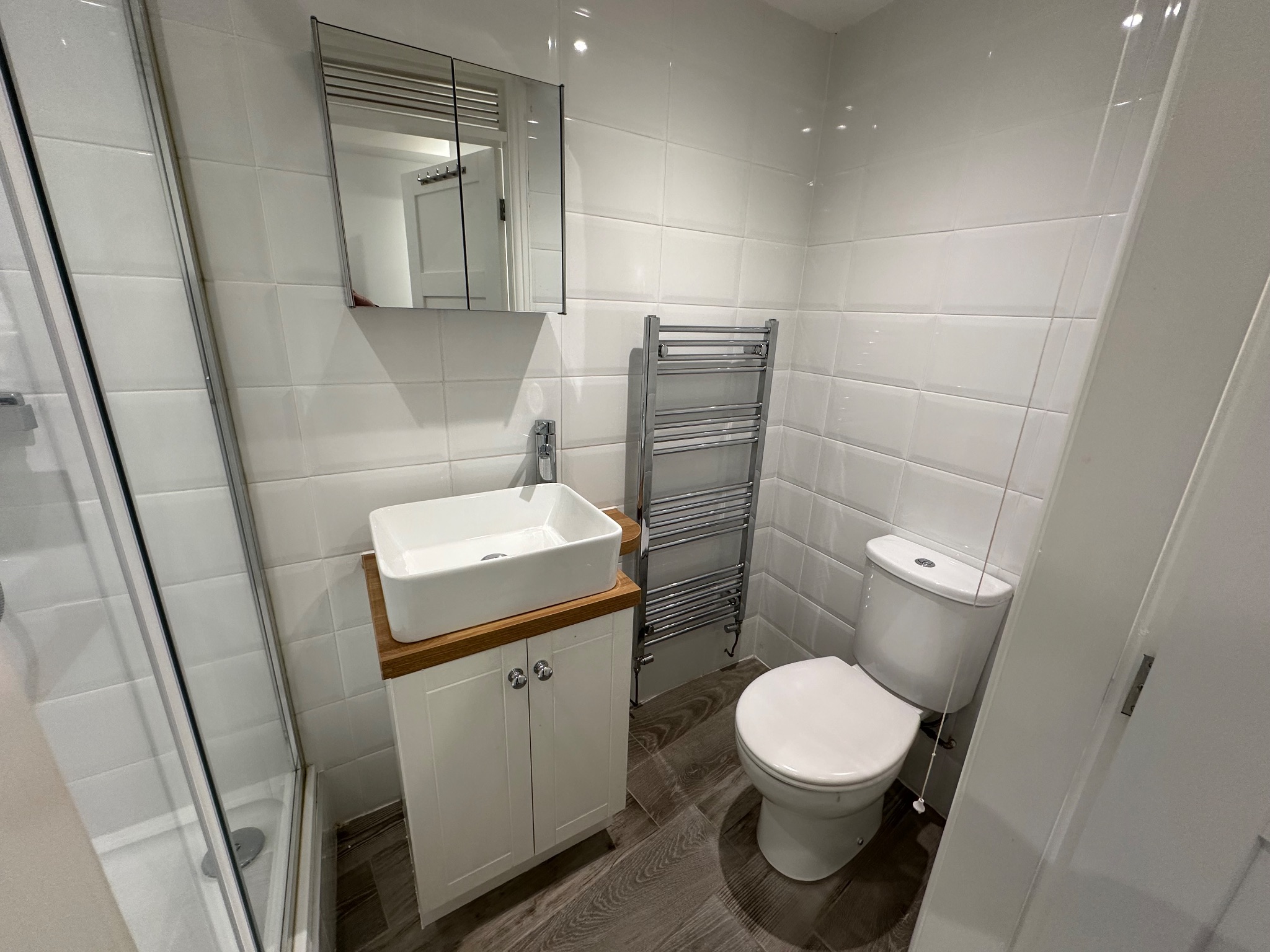 1 bedroom cottage house To Let in Halifax - Photograph 6.