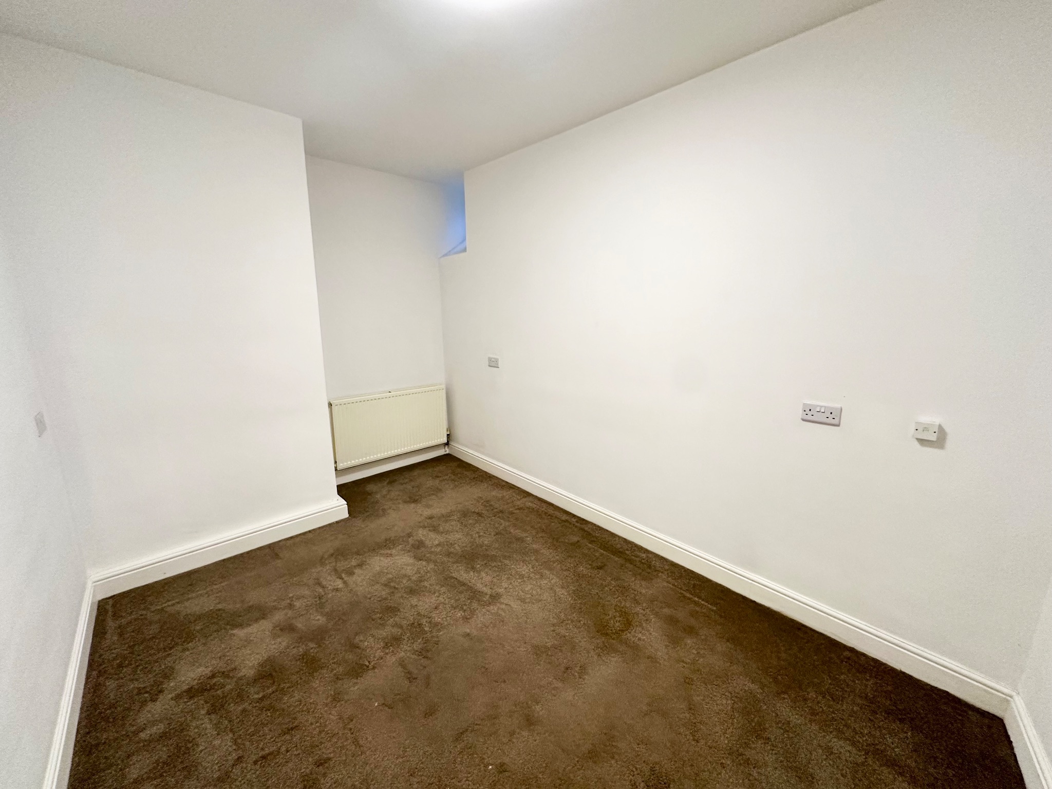 1 bedroom apartment flat/apartment To Let in Luddenden - Photograph 8.