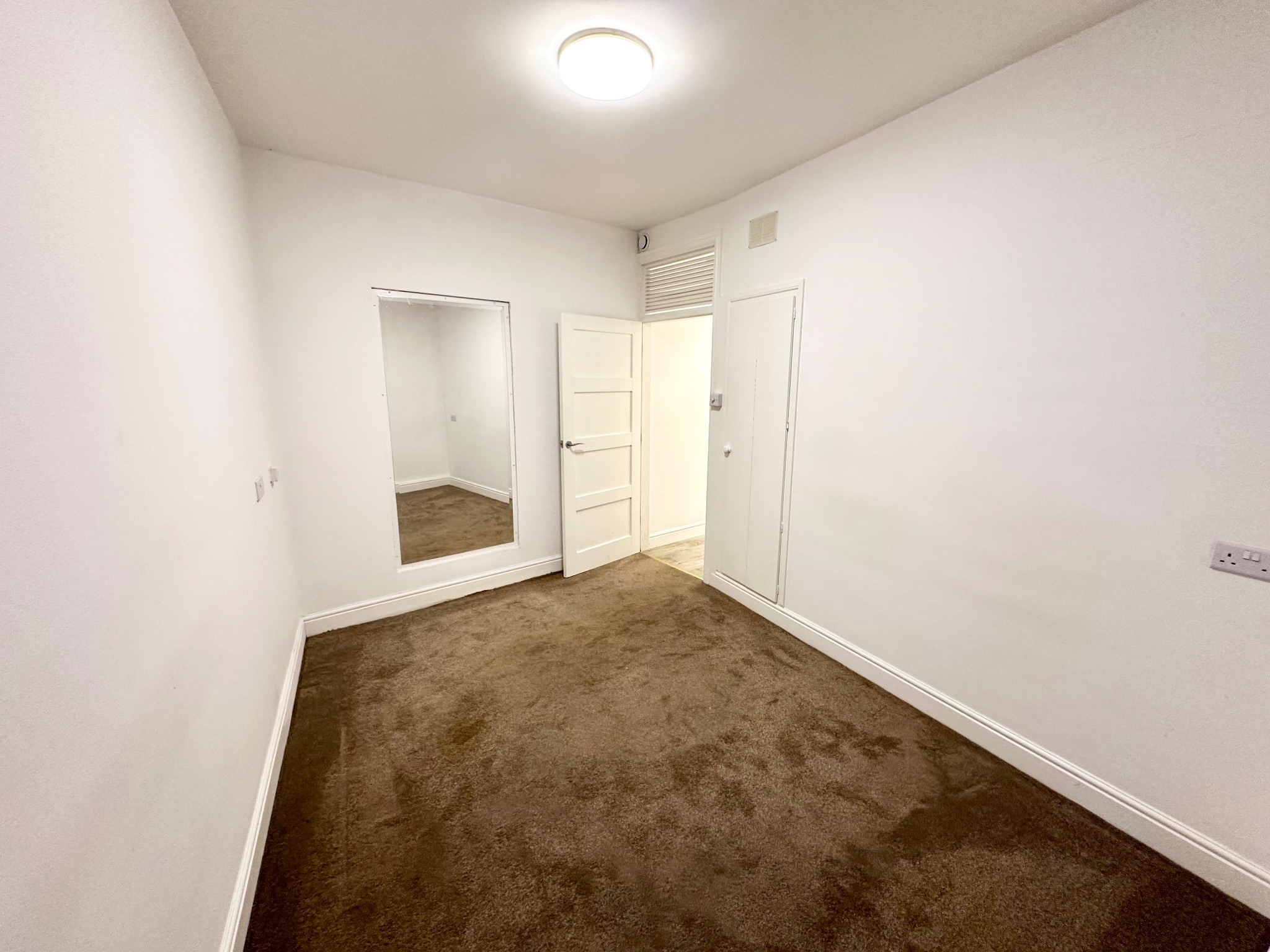 1 bedroom apartment flat/apartment To Let in Luddenden - Photograph 9.
