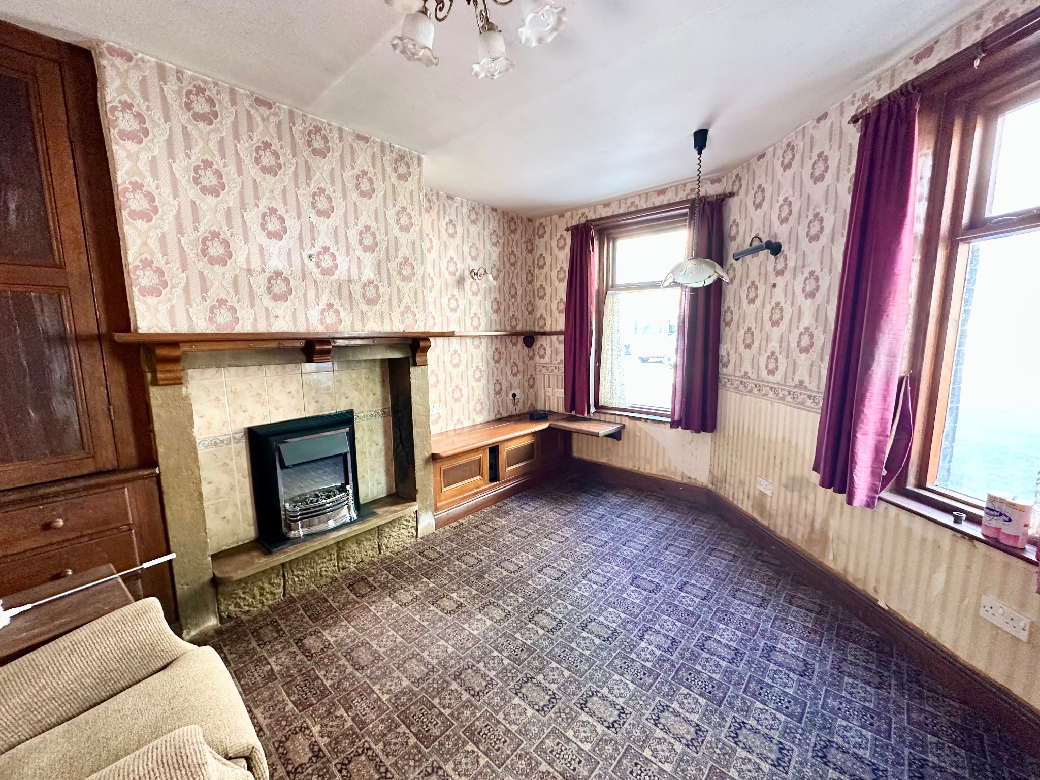 3 bedroom mid terraced house SSTC in Hebden Bridge - Photograph 2.