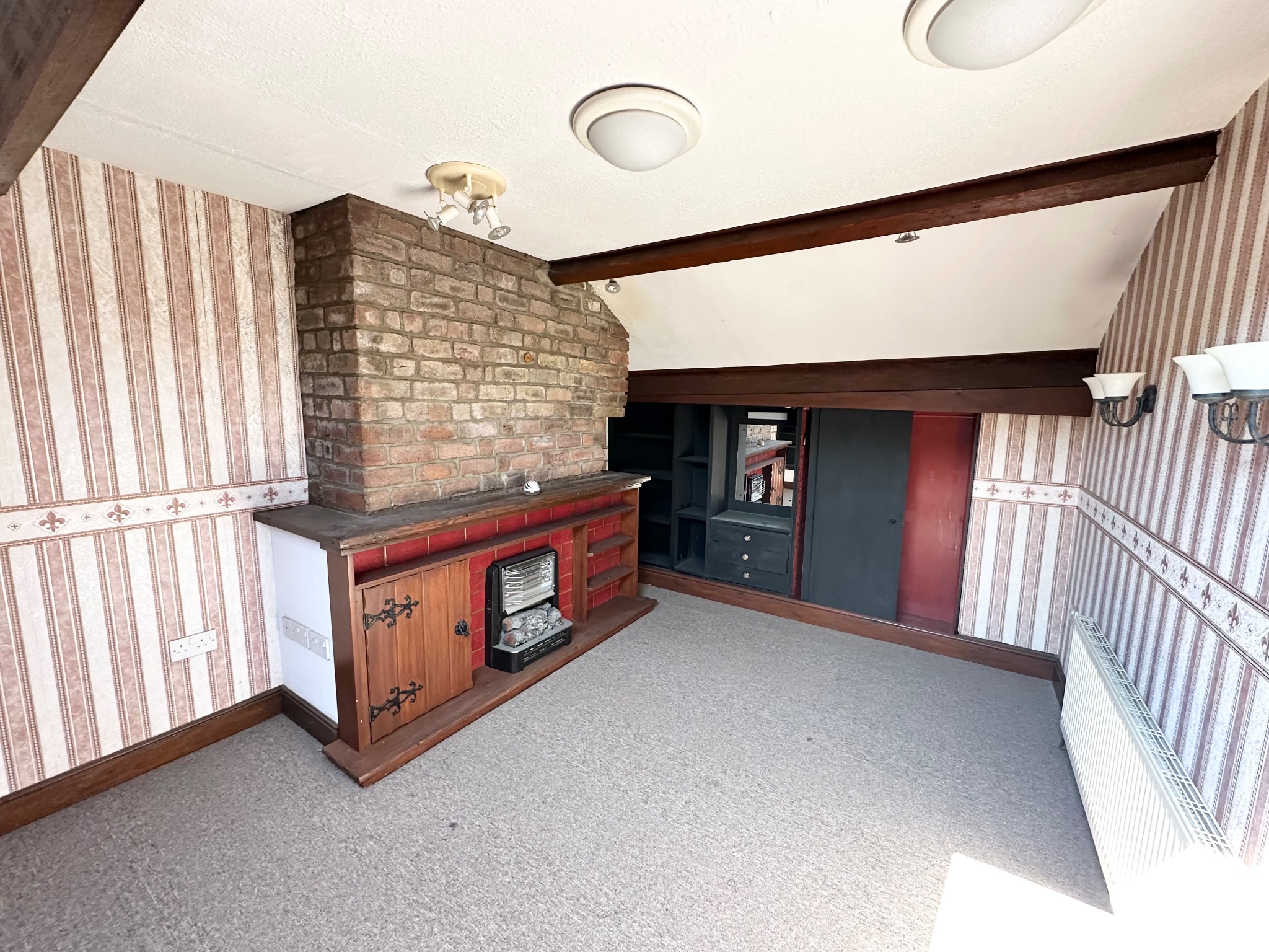 3 bedroom mid terraced house SSTC in Hebden Bridge - Photograph 15.