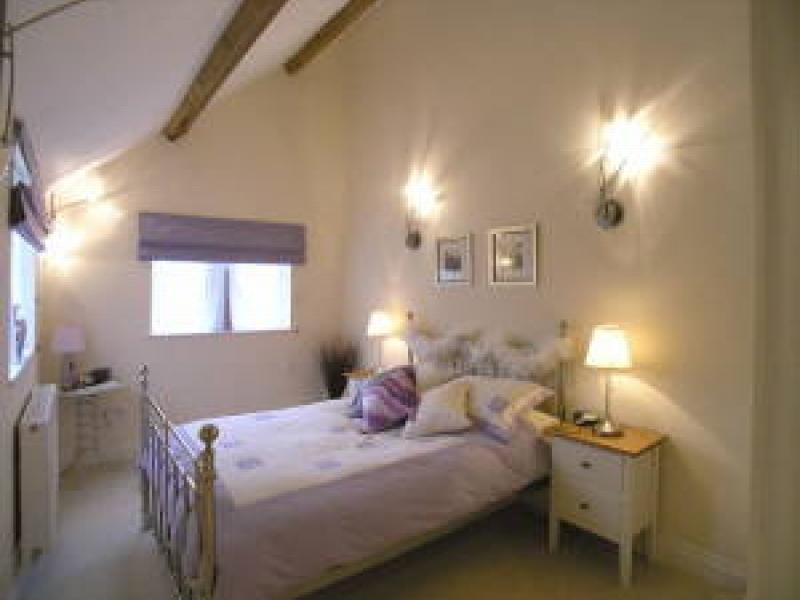 5 bedroom Let in Todmorden - 11.