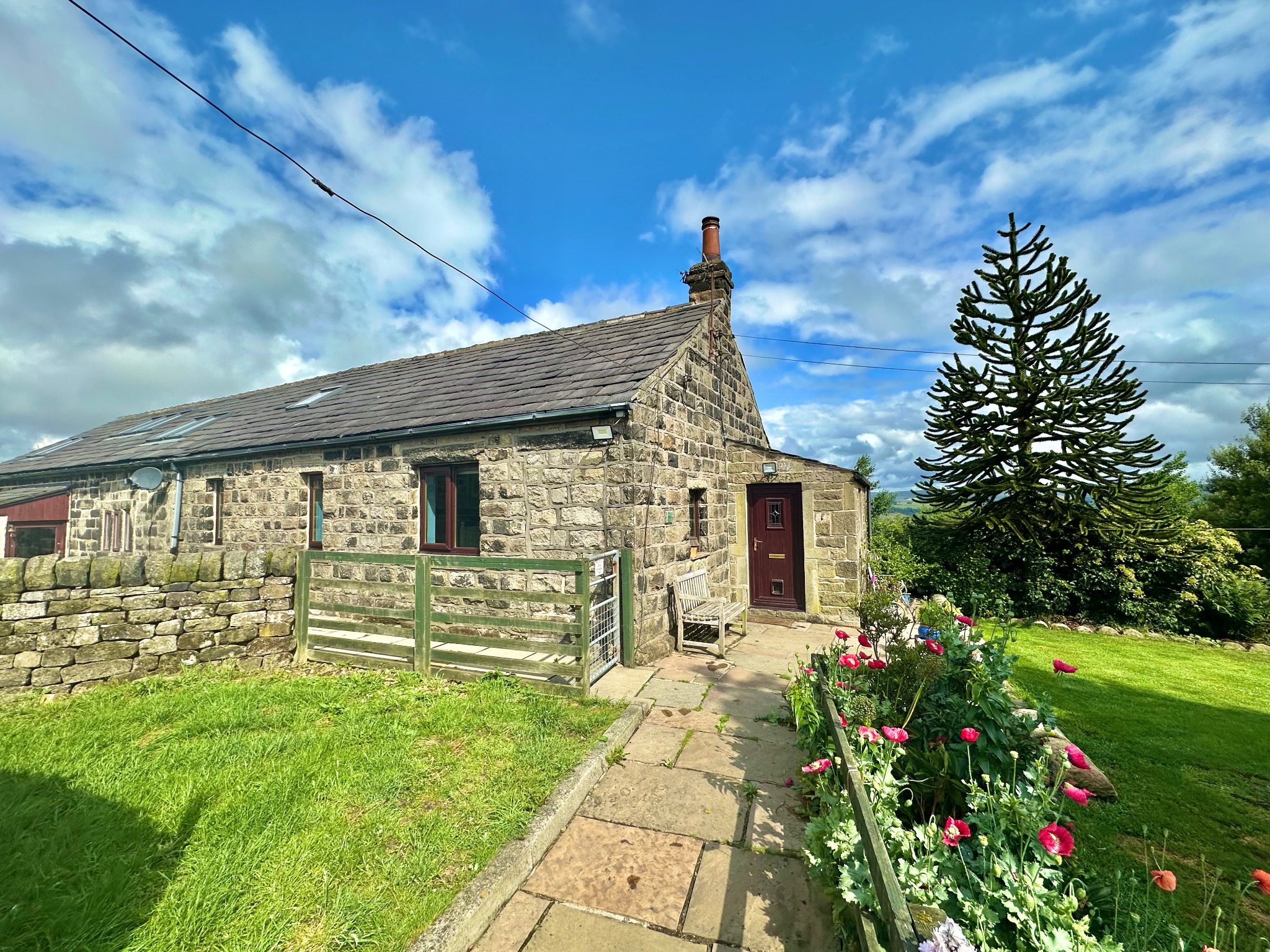 4 bedroom farm house For Sale in Hebden Bridge - Photograph 2.