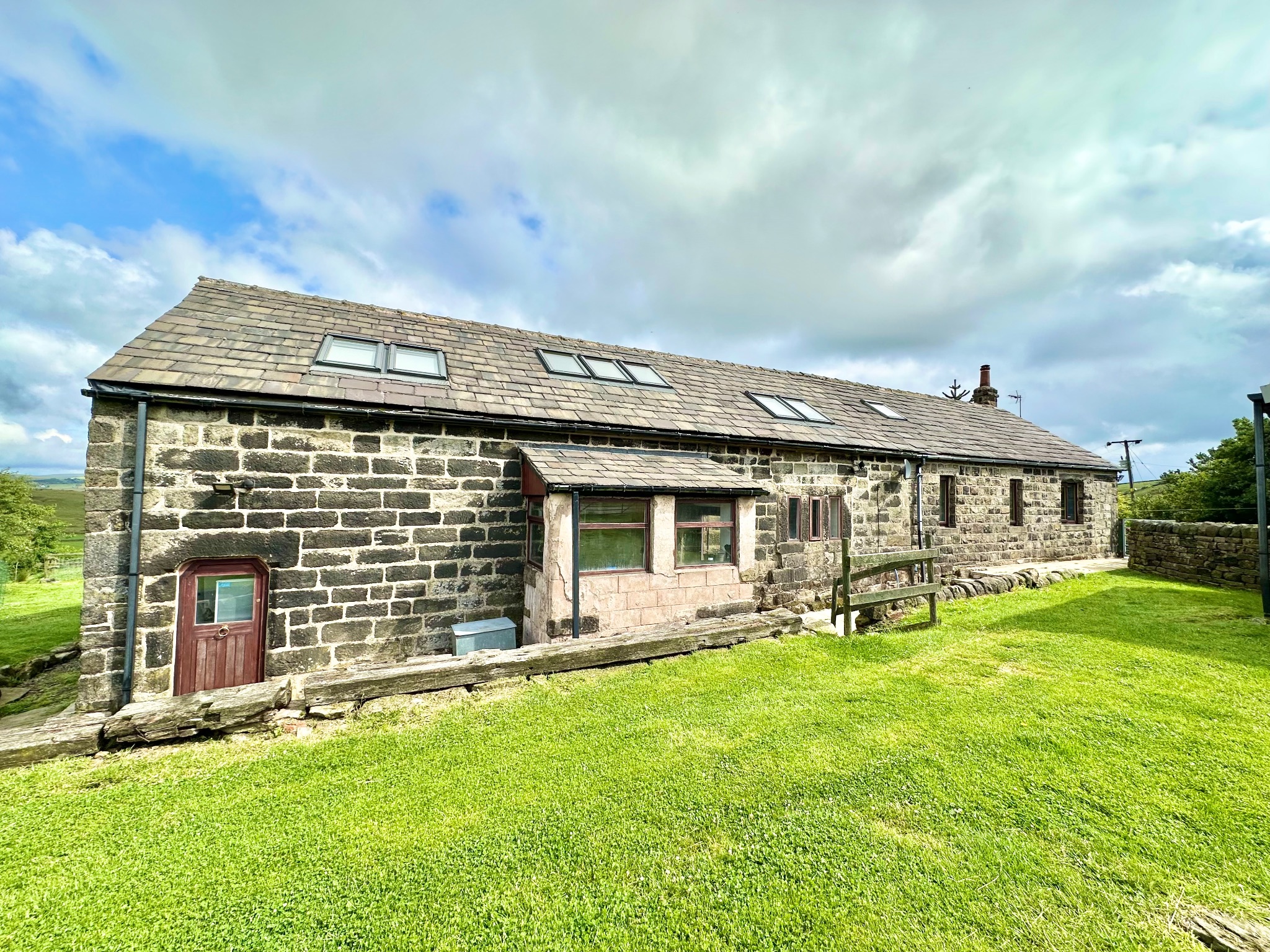 4 bedroom farm house For Sale in Hebden Bridge - Photograph 5.