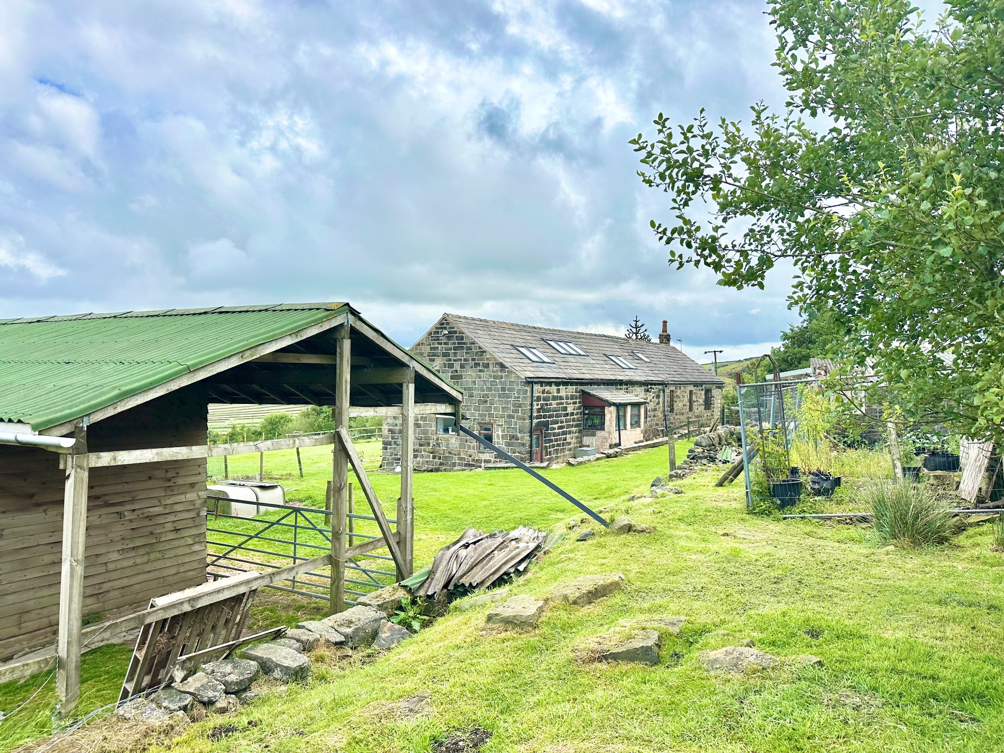 4 bedroom farm house For Sale in Hebden Bridge - Photograph 17.