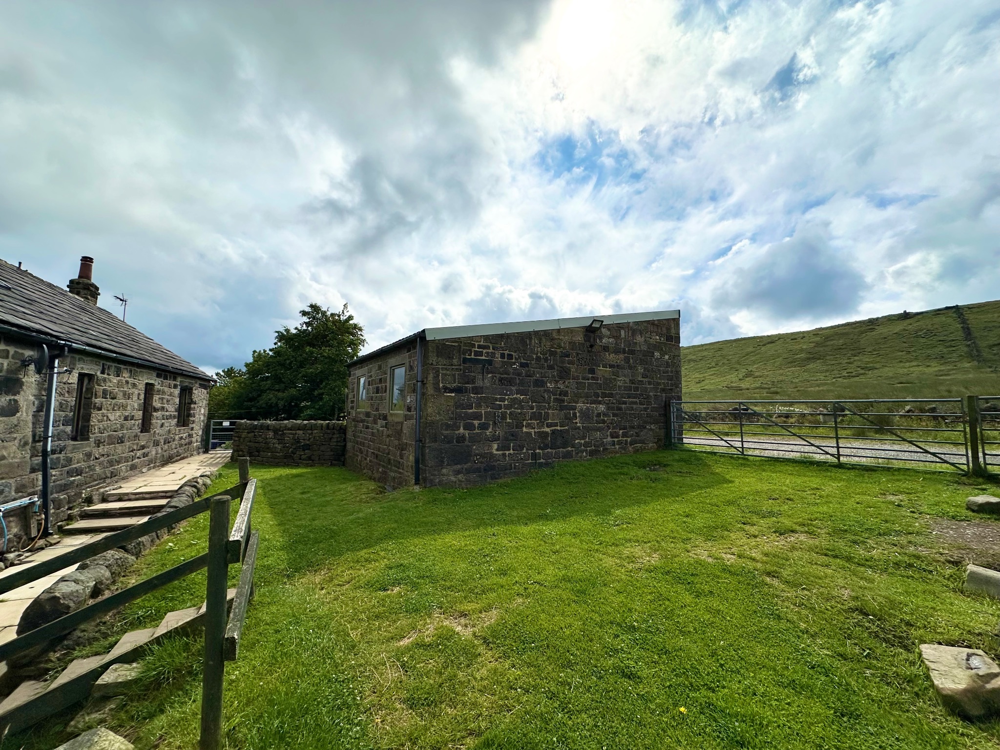 4 bedroom farm house For Sale in Hebden Bridge - Photograph 6.