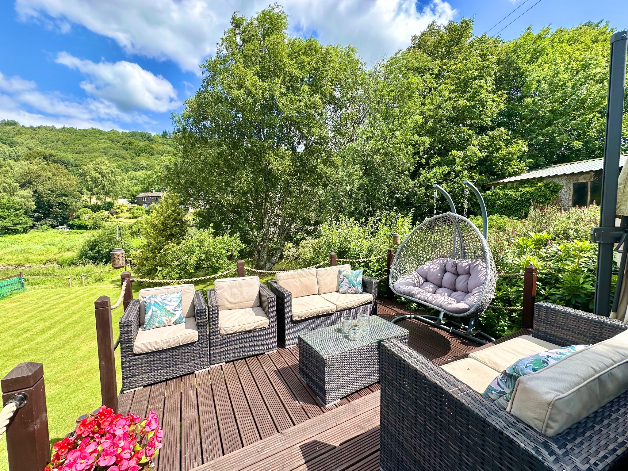 5 bedroom barn conversion house SSTC in Calderdale - Photograph 48.
