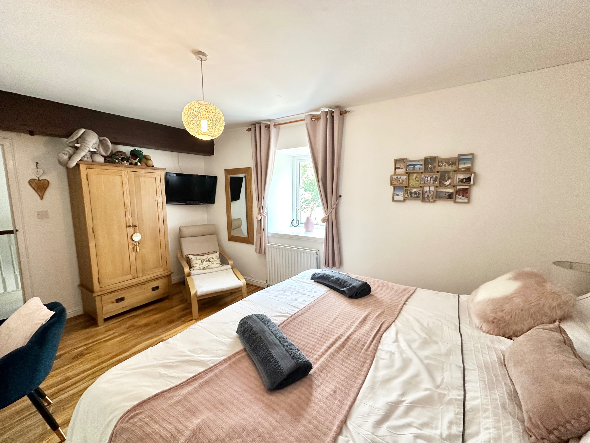5 bedroom barn conversion house SSTC in Calderdale - Photograph 20.