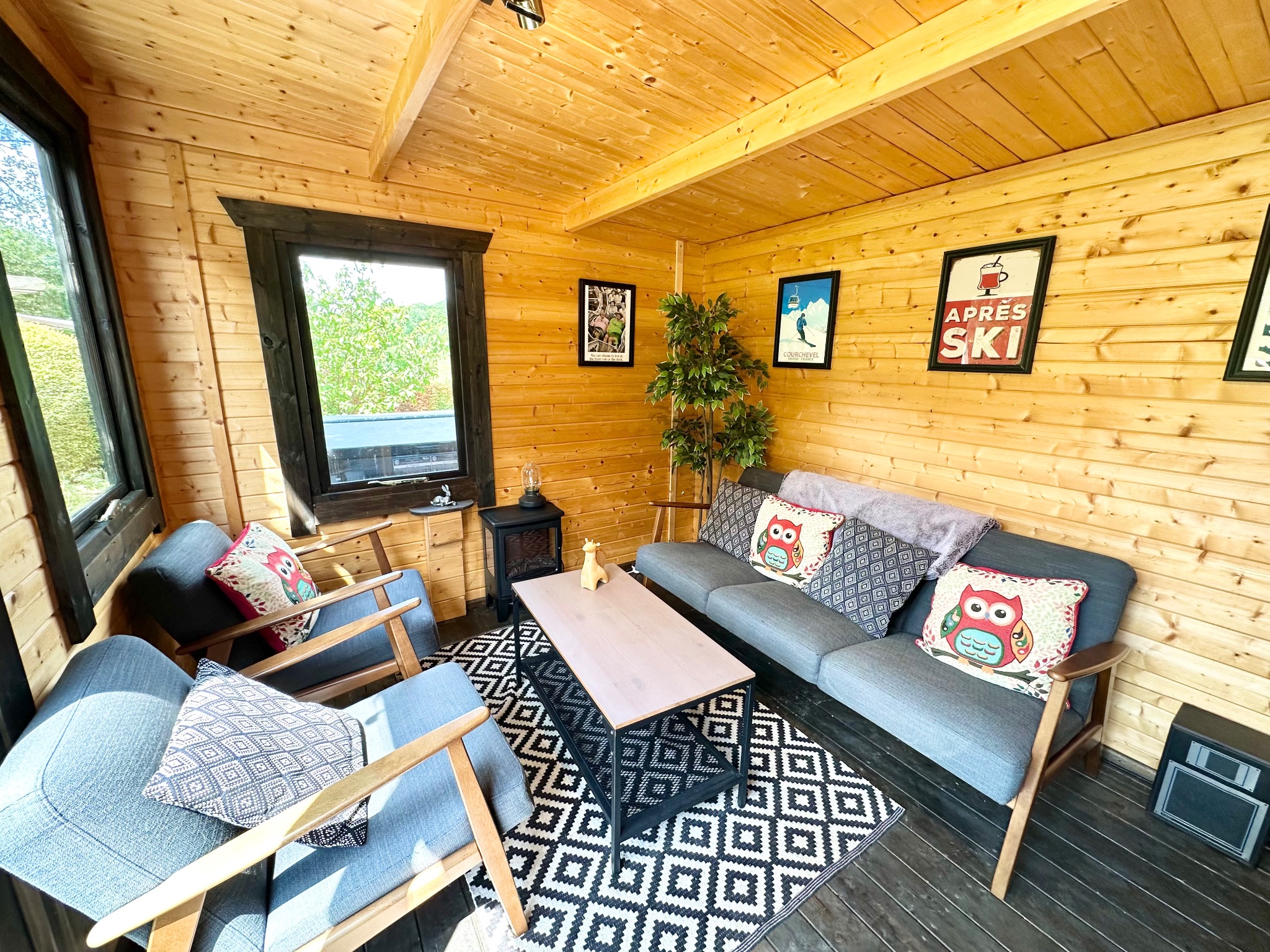 5 bedroom barn conversion house SSTC in Calderdale - Photograph 40.