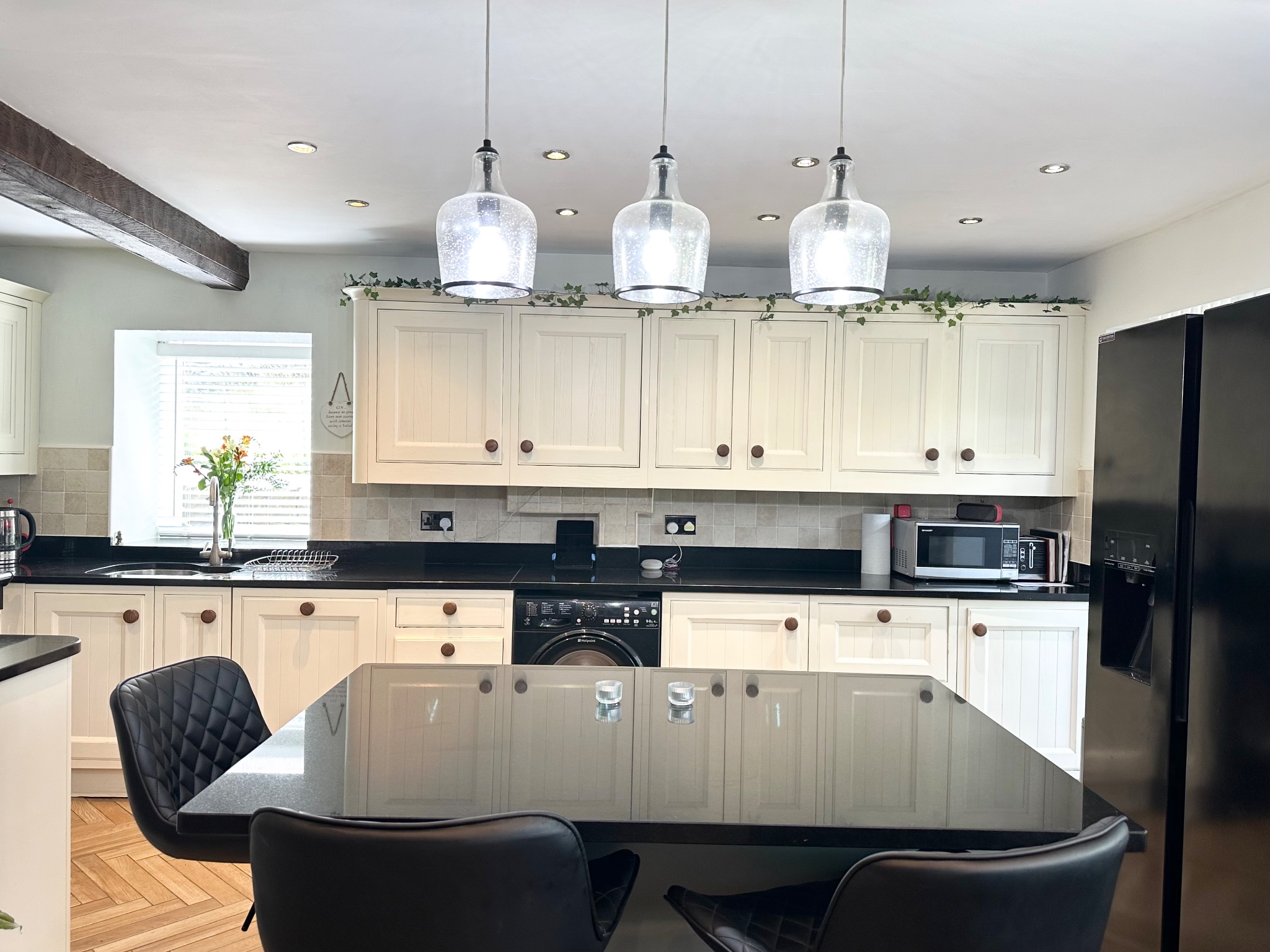5 bedroom barn conversion house SSTC in Calderdale - Photograph 11.