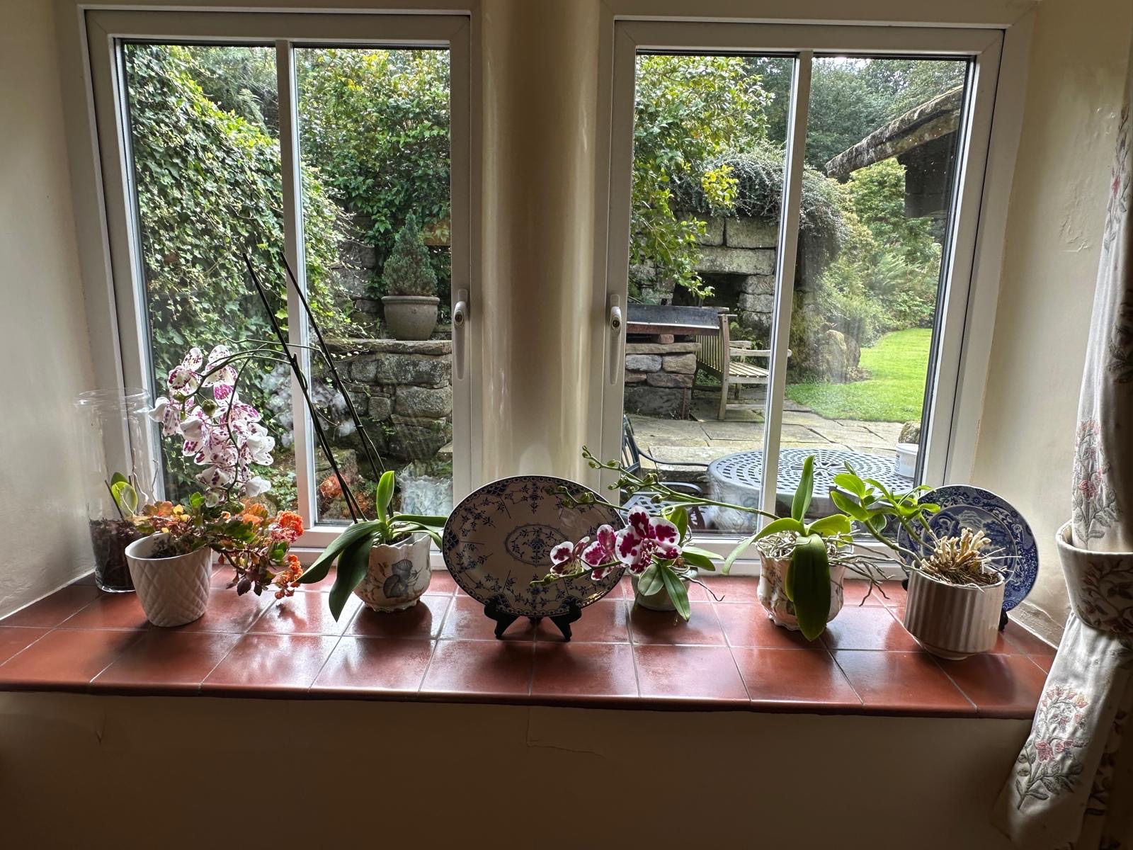 3 bedroom detached house SSTC in Todmorden - Photograph 35.