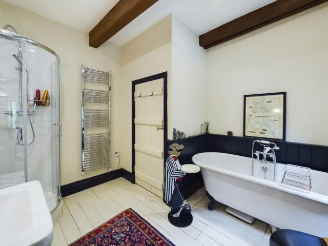 7 bedroom detached house For Sale in Todmorden - Photograph 16.