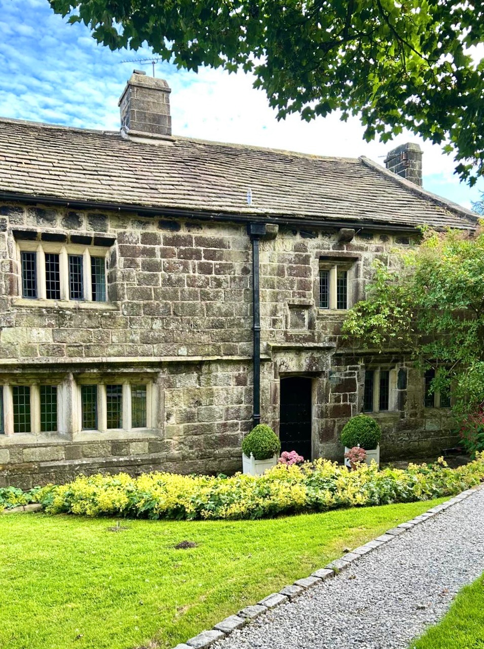 7 bedroom detached house For Sale in Todmorden - Photograph 20.