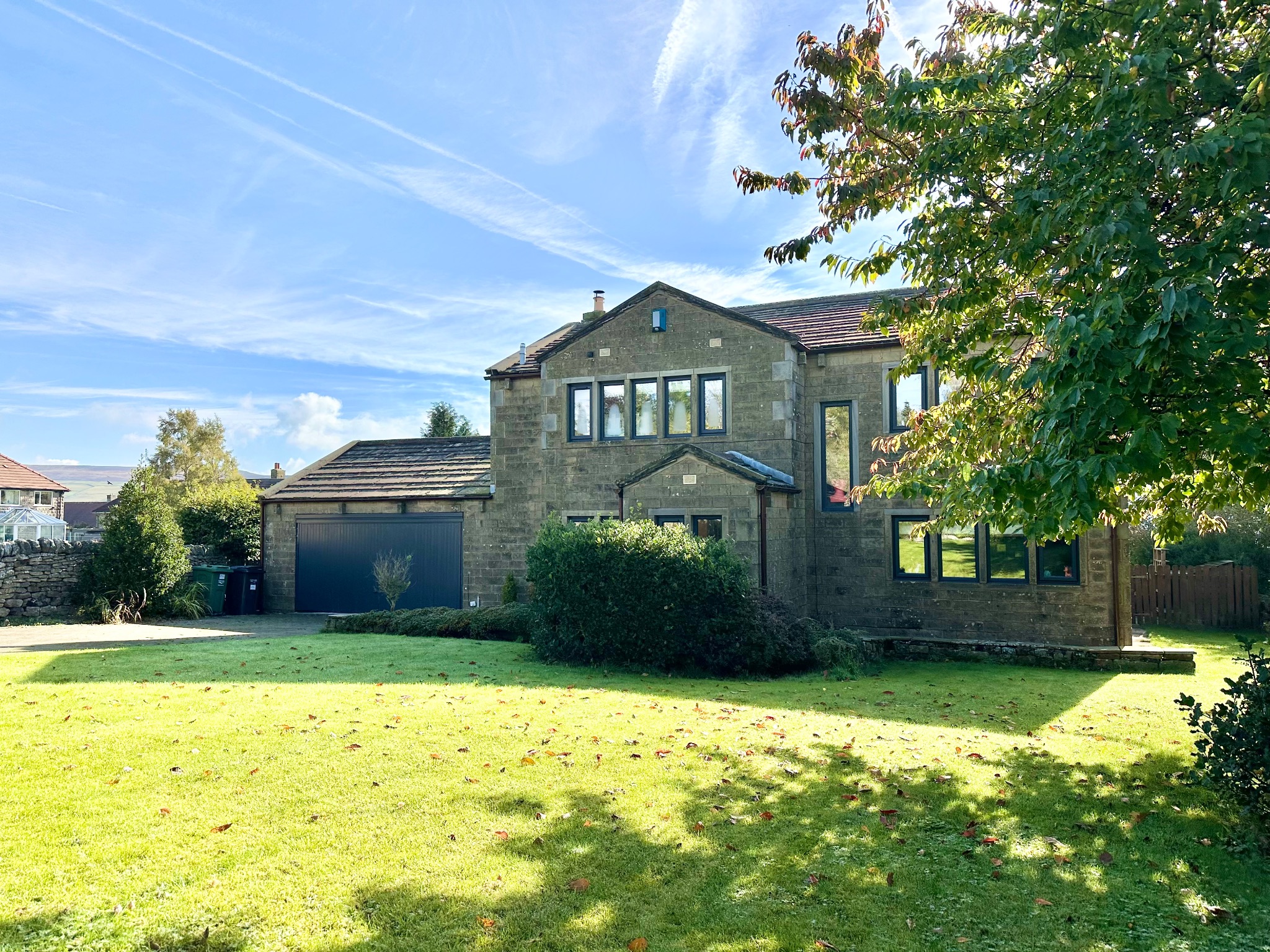 5 bedroom detached house SSTC in Heptonstall - Photograph 1.